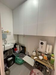 Vision Exchange (D22), Retail #568666031